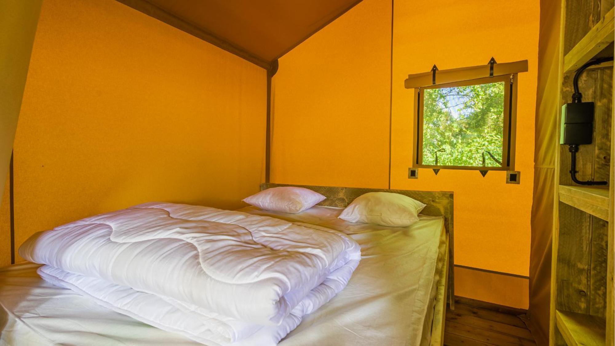 Camping Haliotis Pontorson Exterior photo